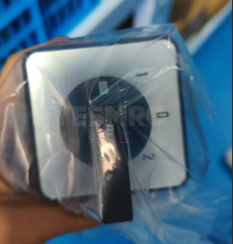 德力西 DELIXI LW26系列主电路用转换开关